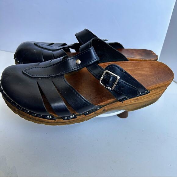Troentorps Mary Jane Clogs in Black - Picture 2 of 8